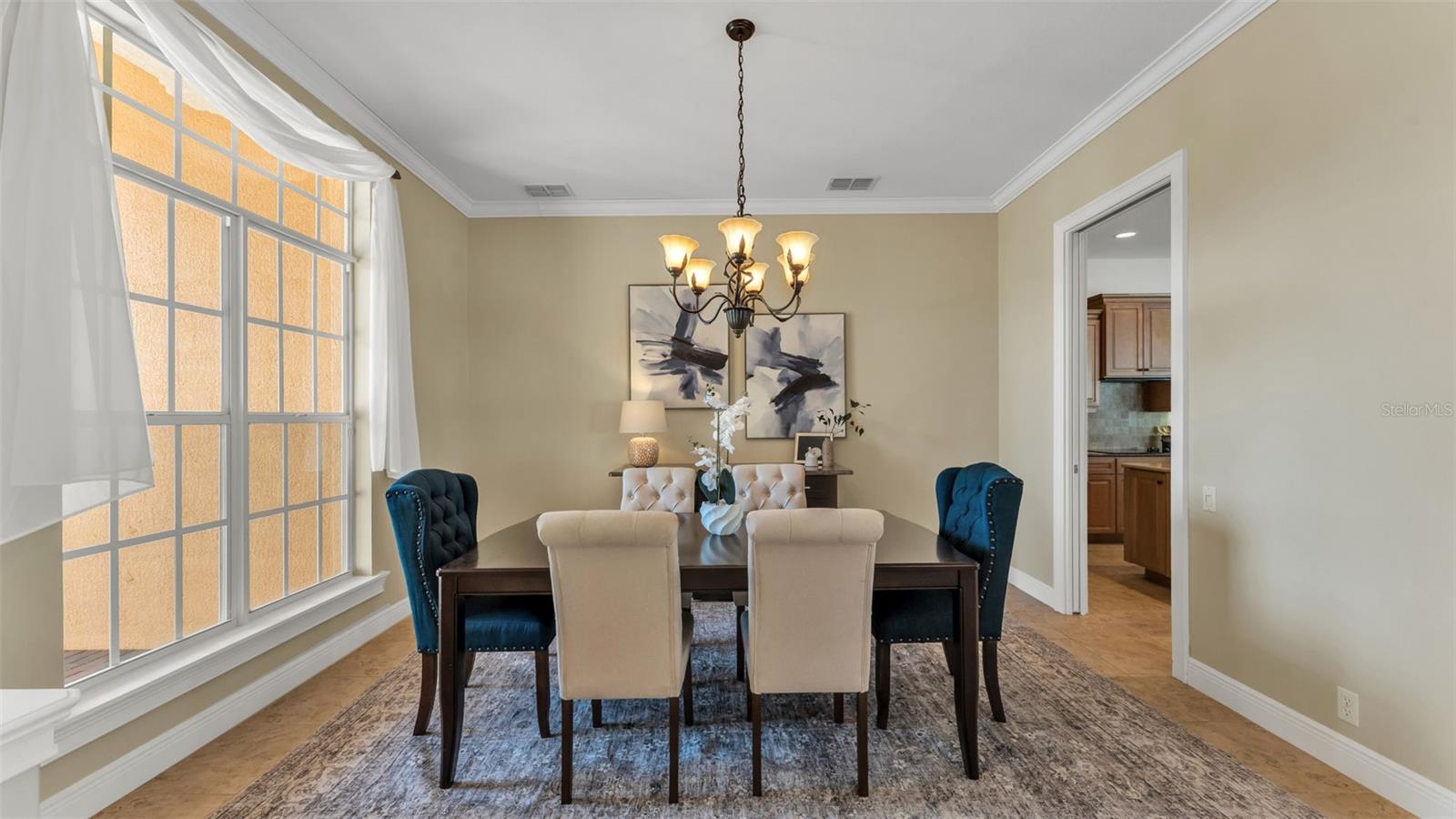 SUMMERGLEN - Residential