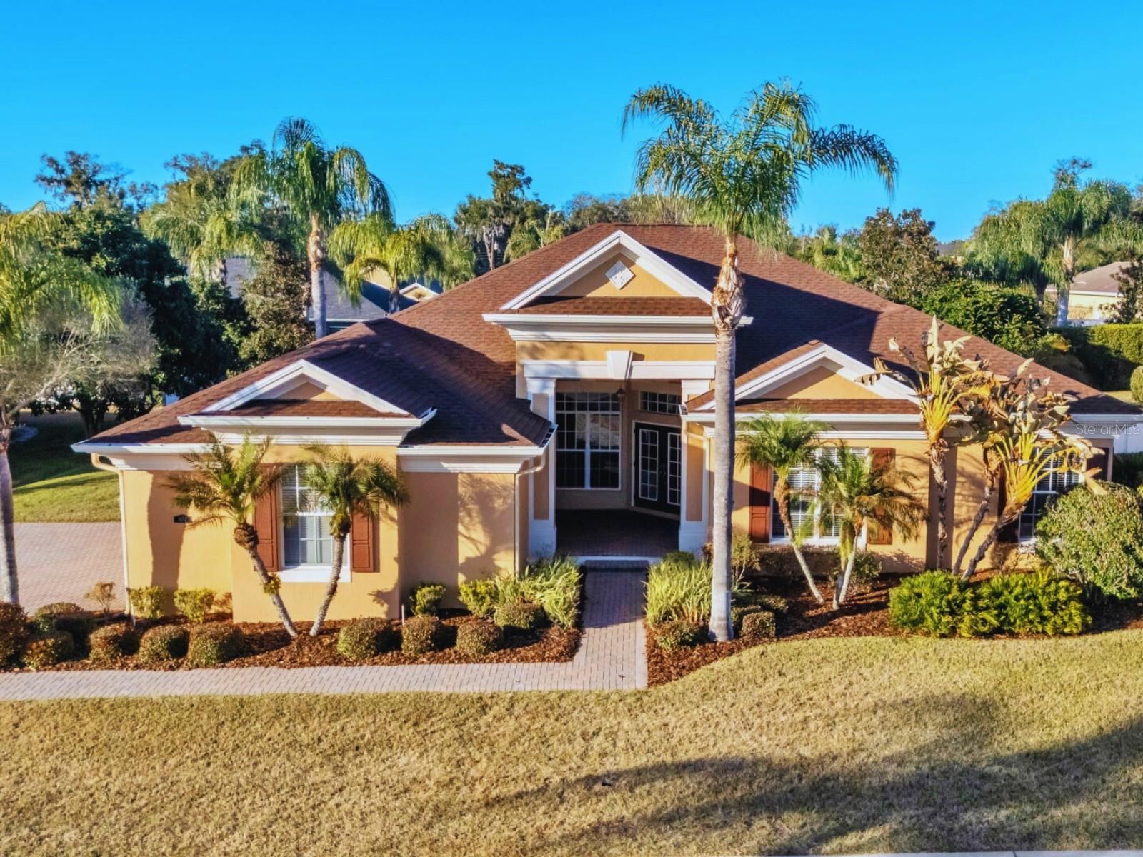 SUMMERGLEN - Residential