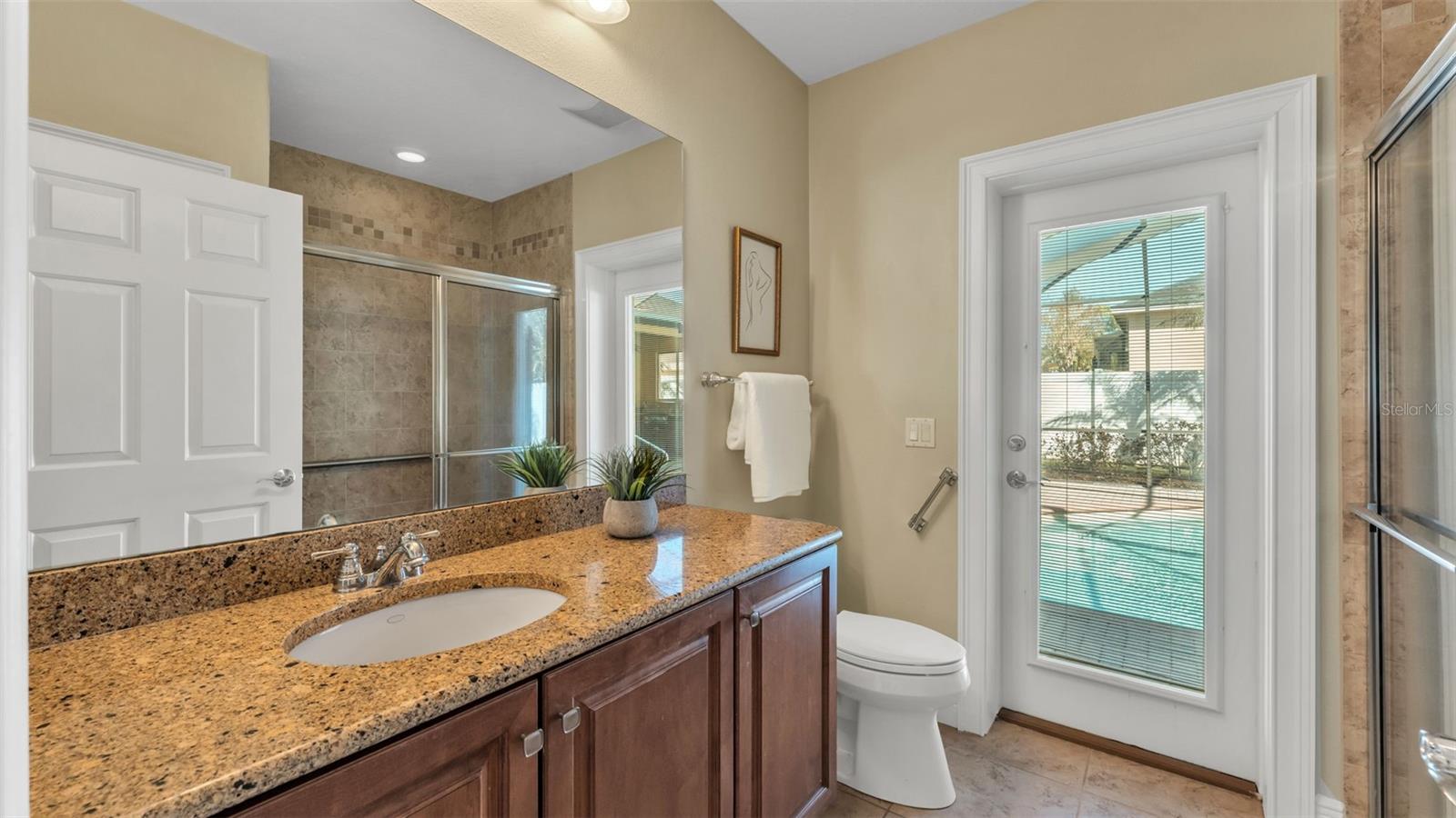 SUMMERGLEN - Residential