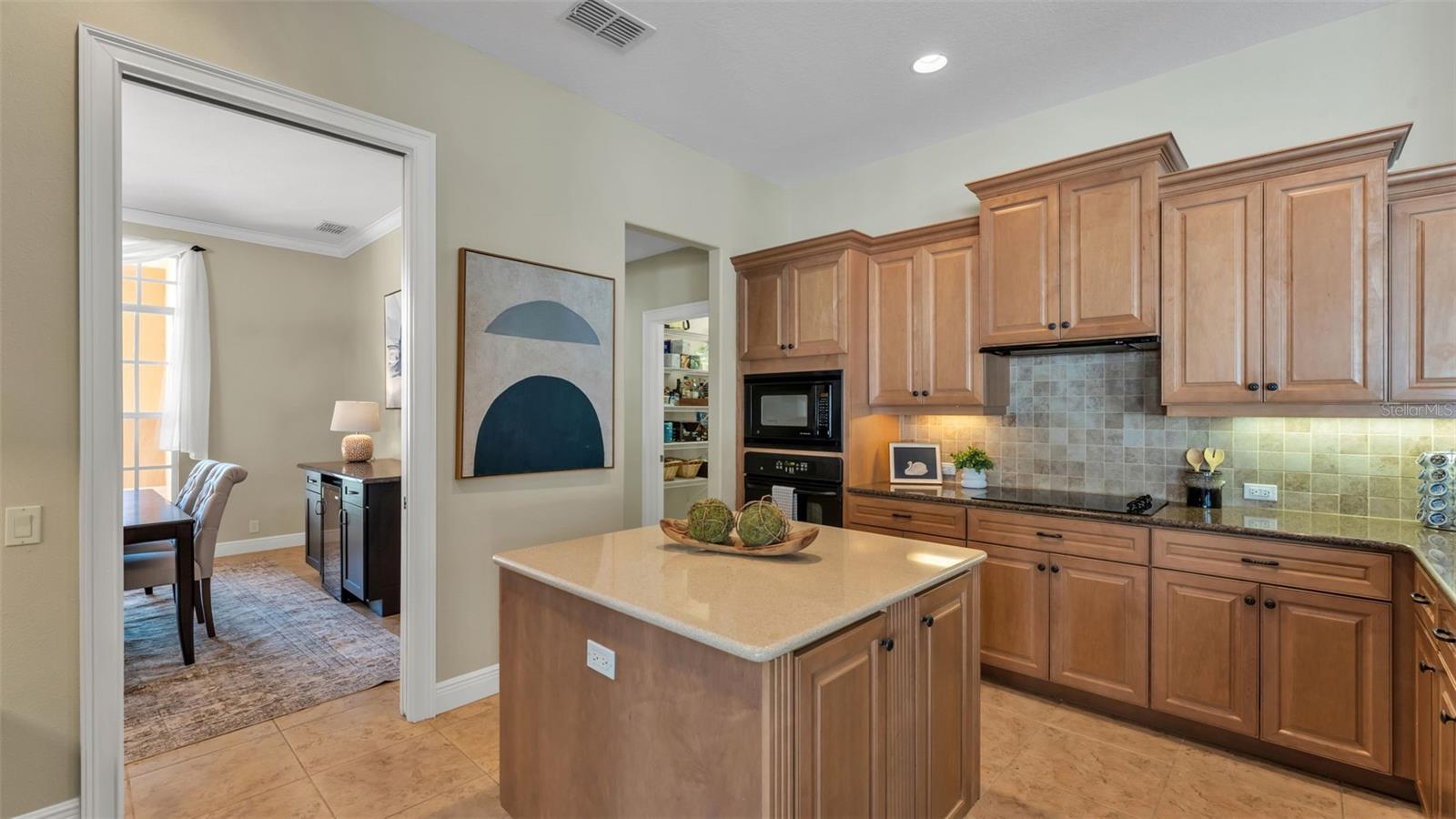 SUMMERGLEN - Residential