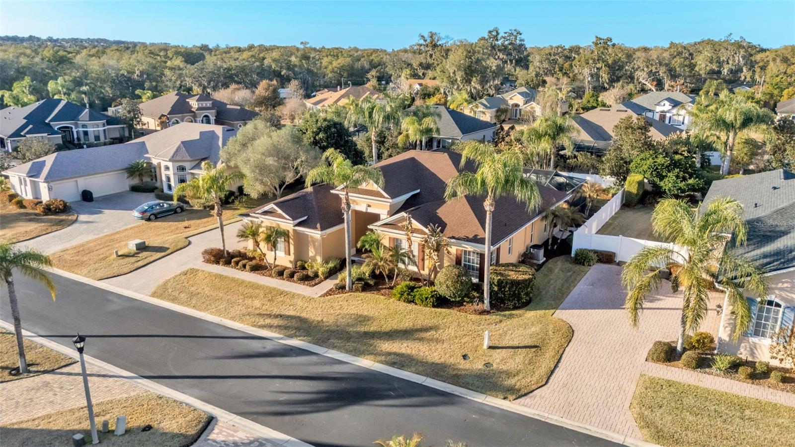 SUMMERGLEN - Residential