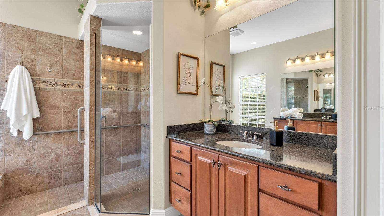 SUMMERGLEN - Residential