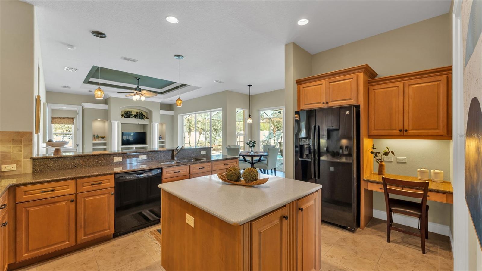 SUMMERGLEN - Residential