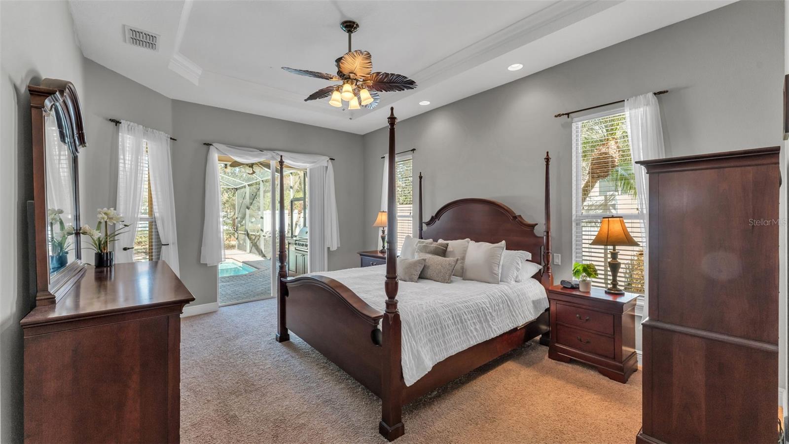 SUMMERGLEN - Residential