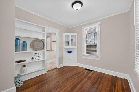 Tiny photo for 834 N Alexander Street, Mount Dora, FL 32757 (MLS # O6433904)