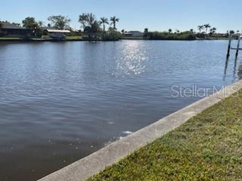 Photo of 15874 Aqua Circle, Port Charlotte, FL 33981 (MLS # N6137220)