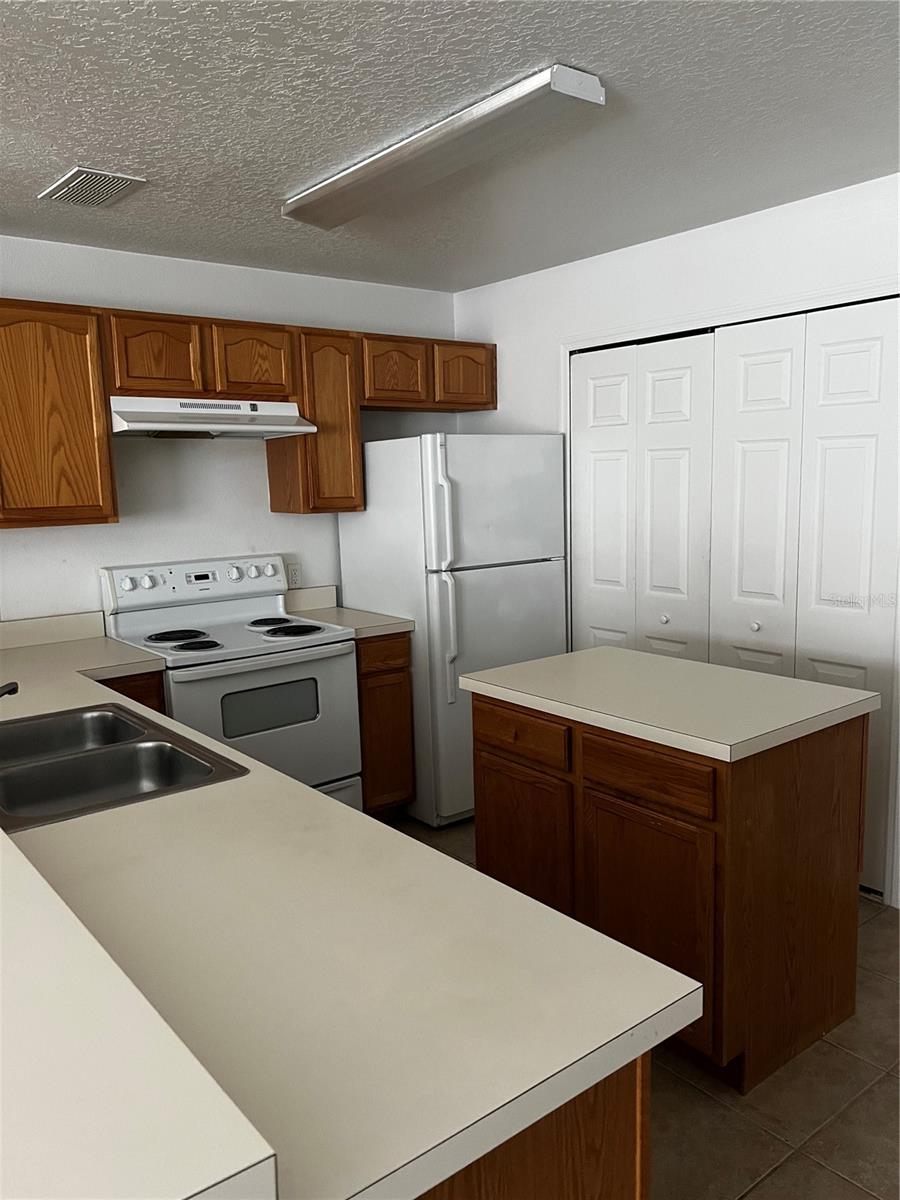 OAK RIDGE - Residential
