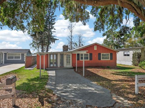 Photo of 29 Sunset Circle, Lake Alfred, FL 33850 (MLS # S5145652)