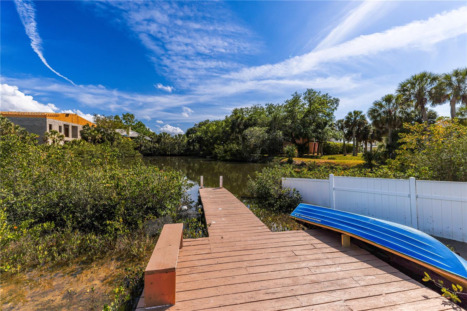 OYSTER BAYOU - Residential