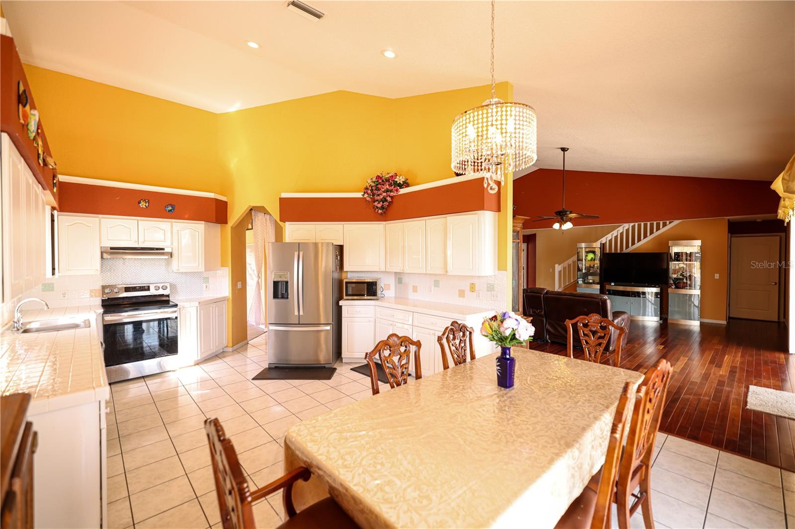 OYSTER BAYOU - Residential