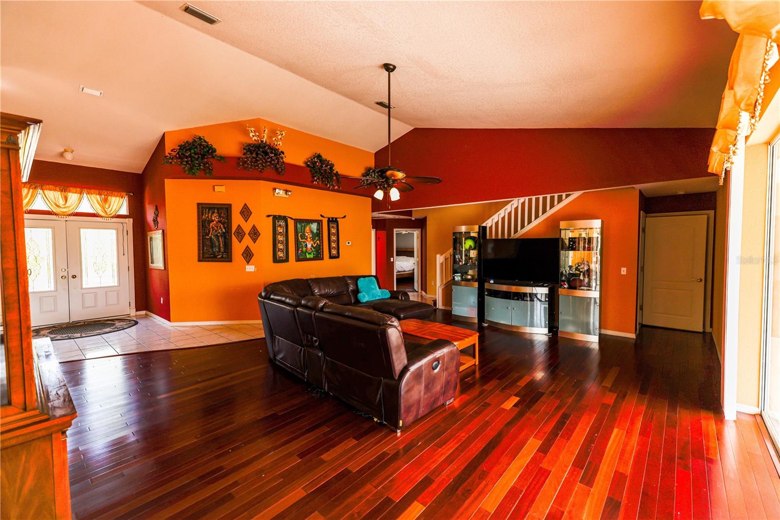 OYSTER BAYOU - Residential