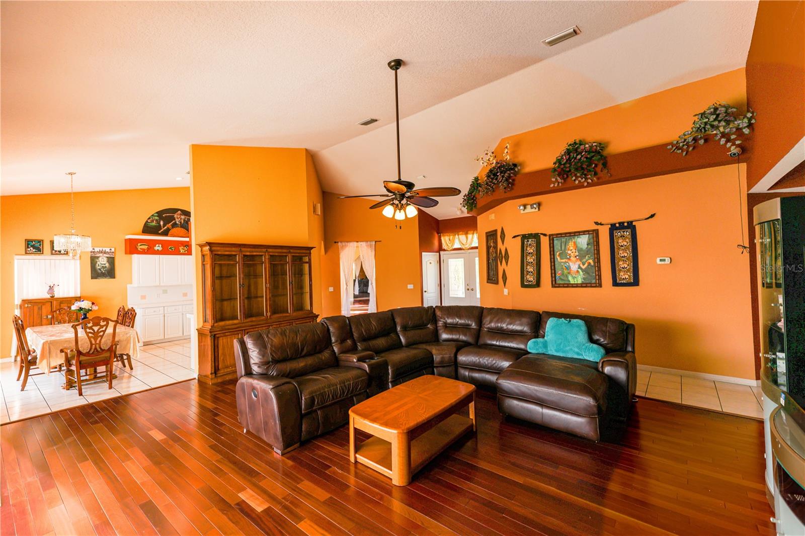 OYSTER BAYOU - Residential