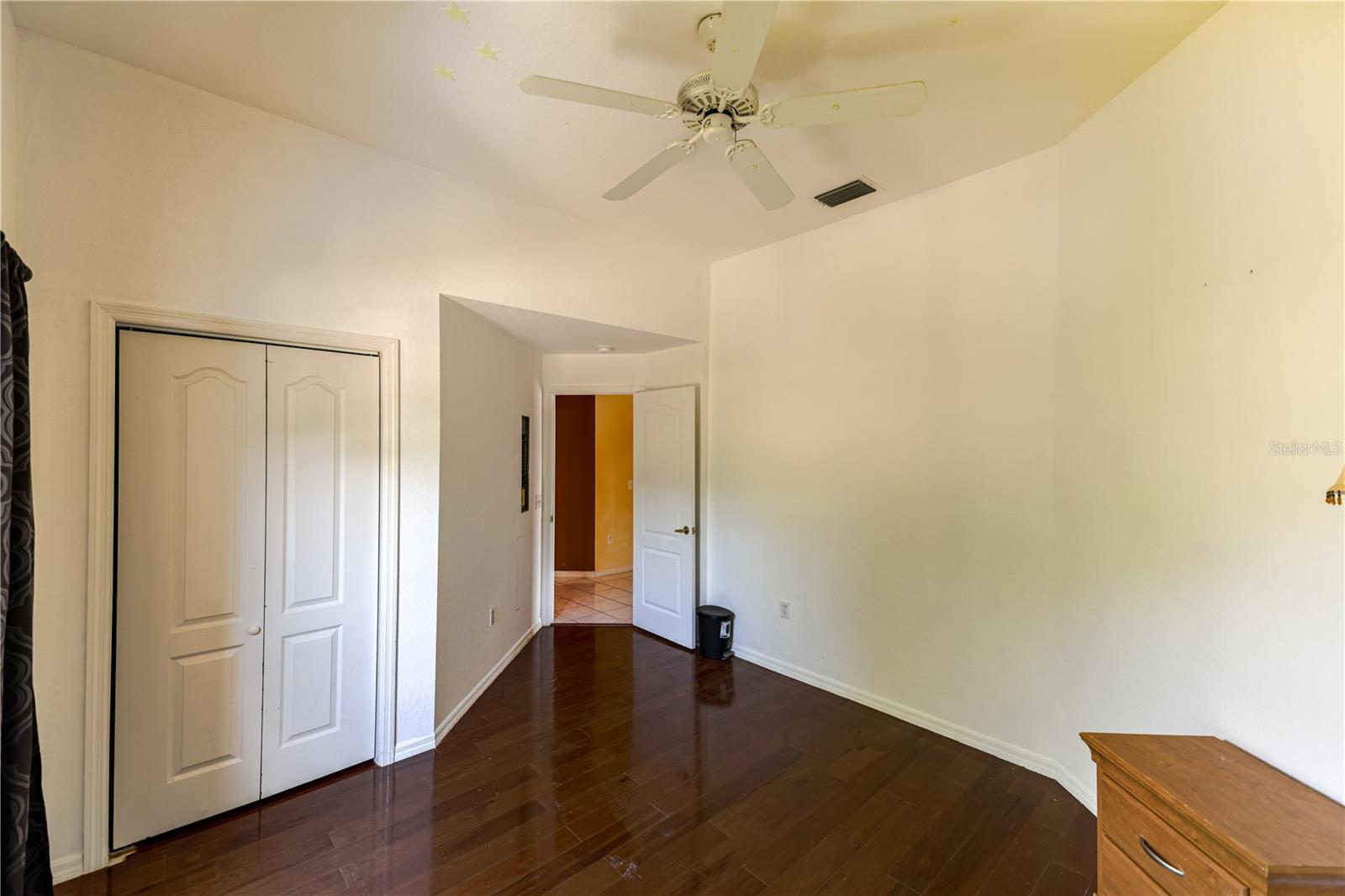 OYSTER BAYOU - Residential