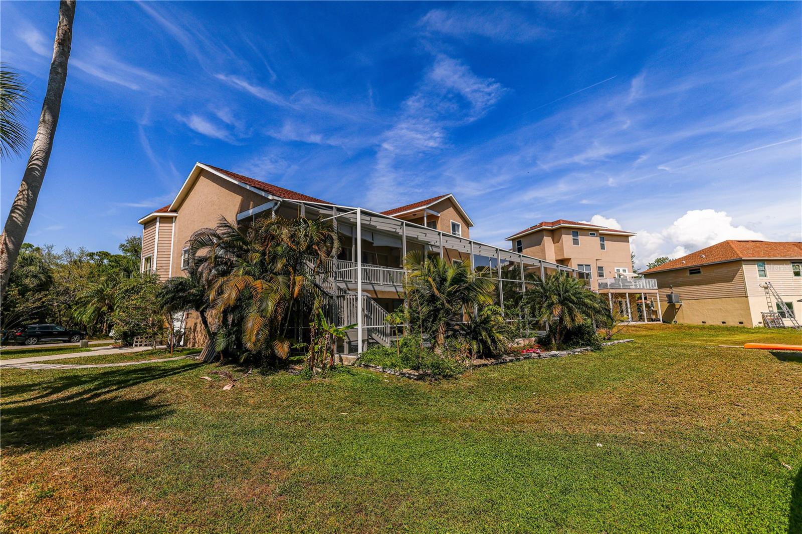 OYSTER BAYOU - Residential