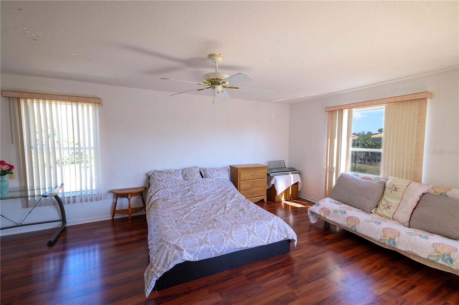 OYSTER BAYOU - Residential