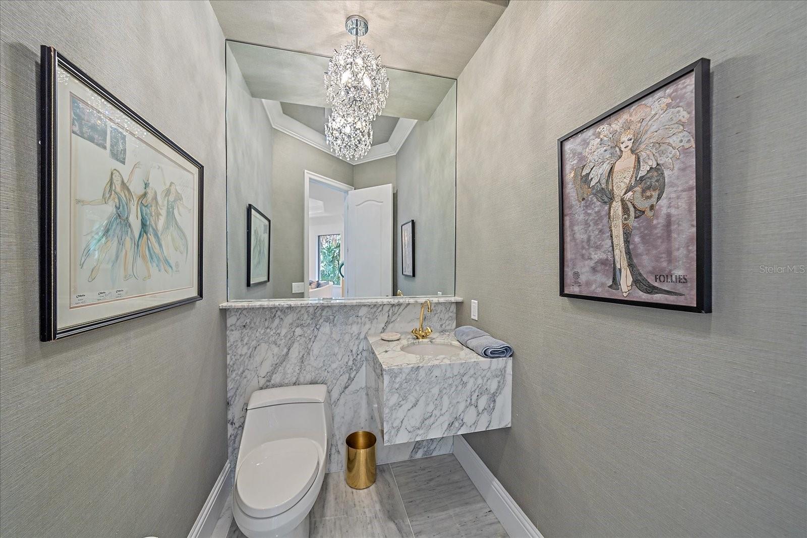 PARADISE SHORES - Residential