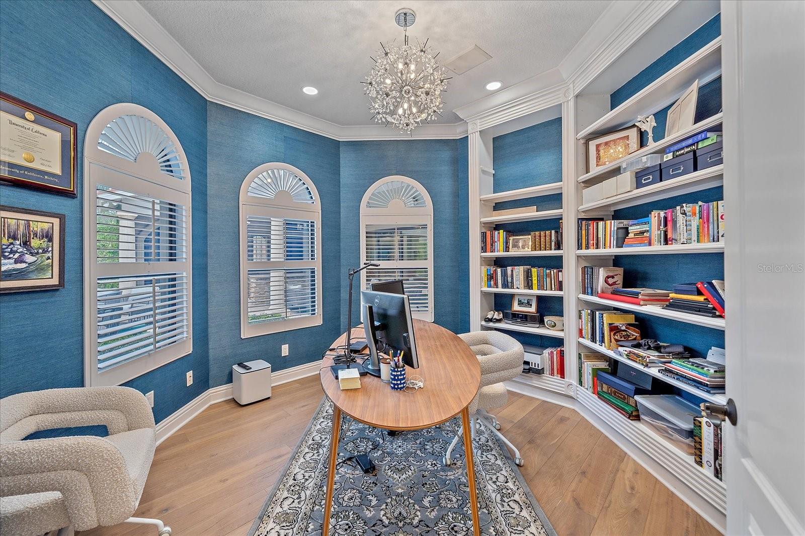 PARADISE SHORES - Residential