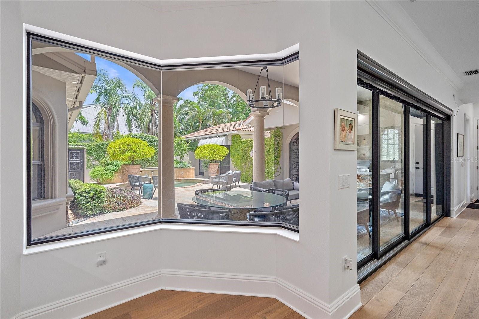 PARADISE SHORES - Residential