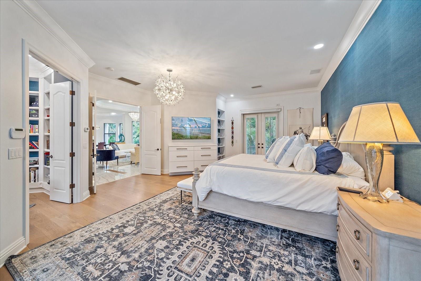 PARADISE SHORES - Residential