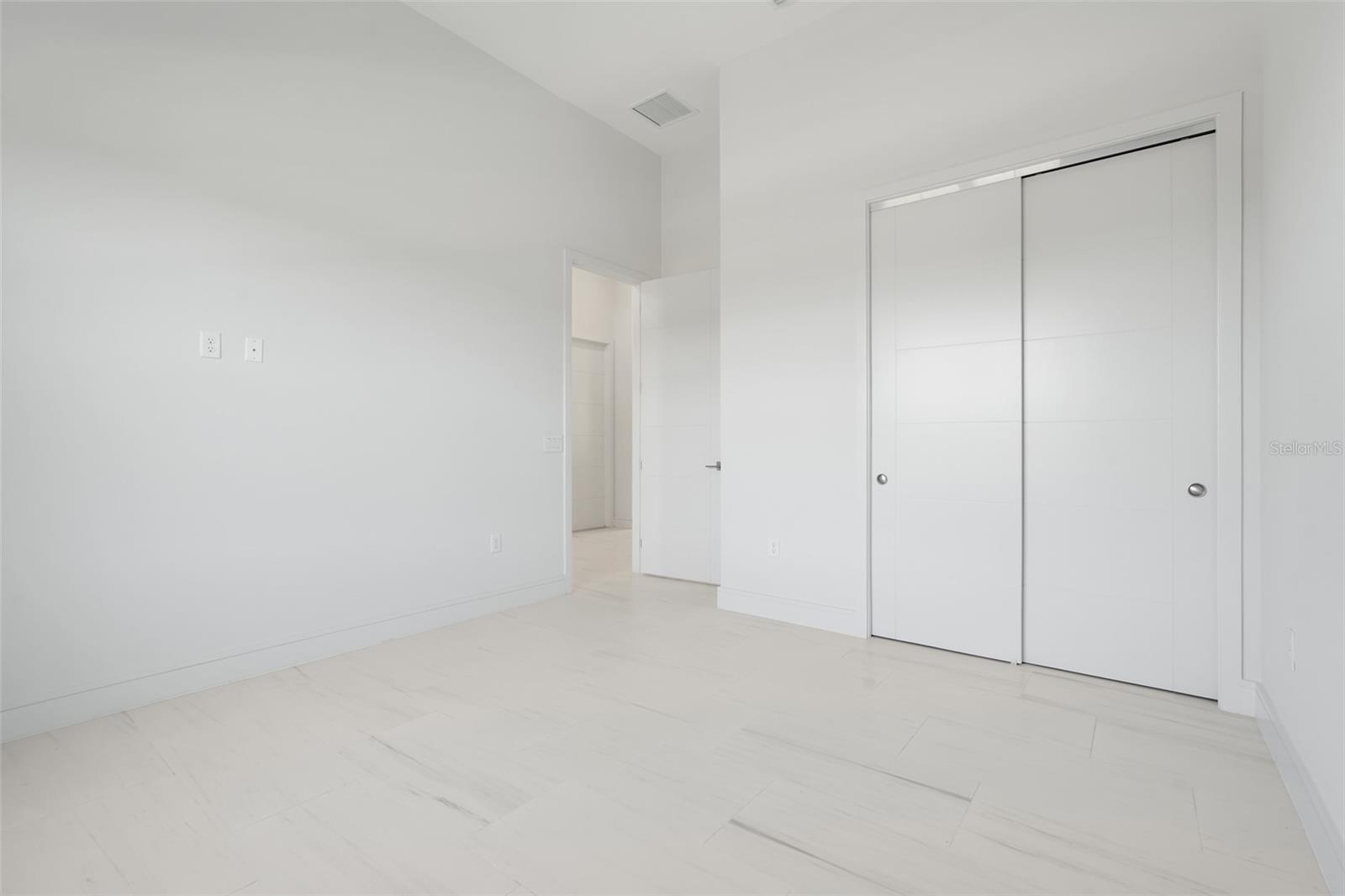 HAMPTON GREEN AT PROVIDENCE - Residential