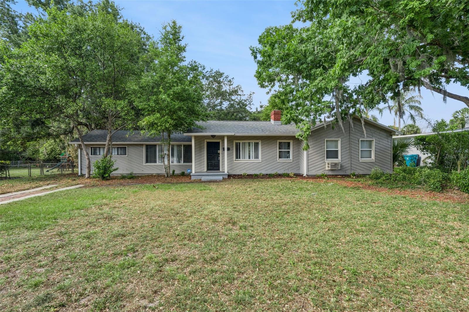 2015 BUCKMINSTER CIRCLE