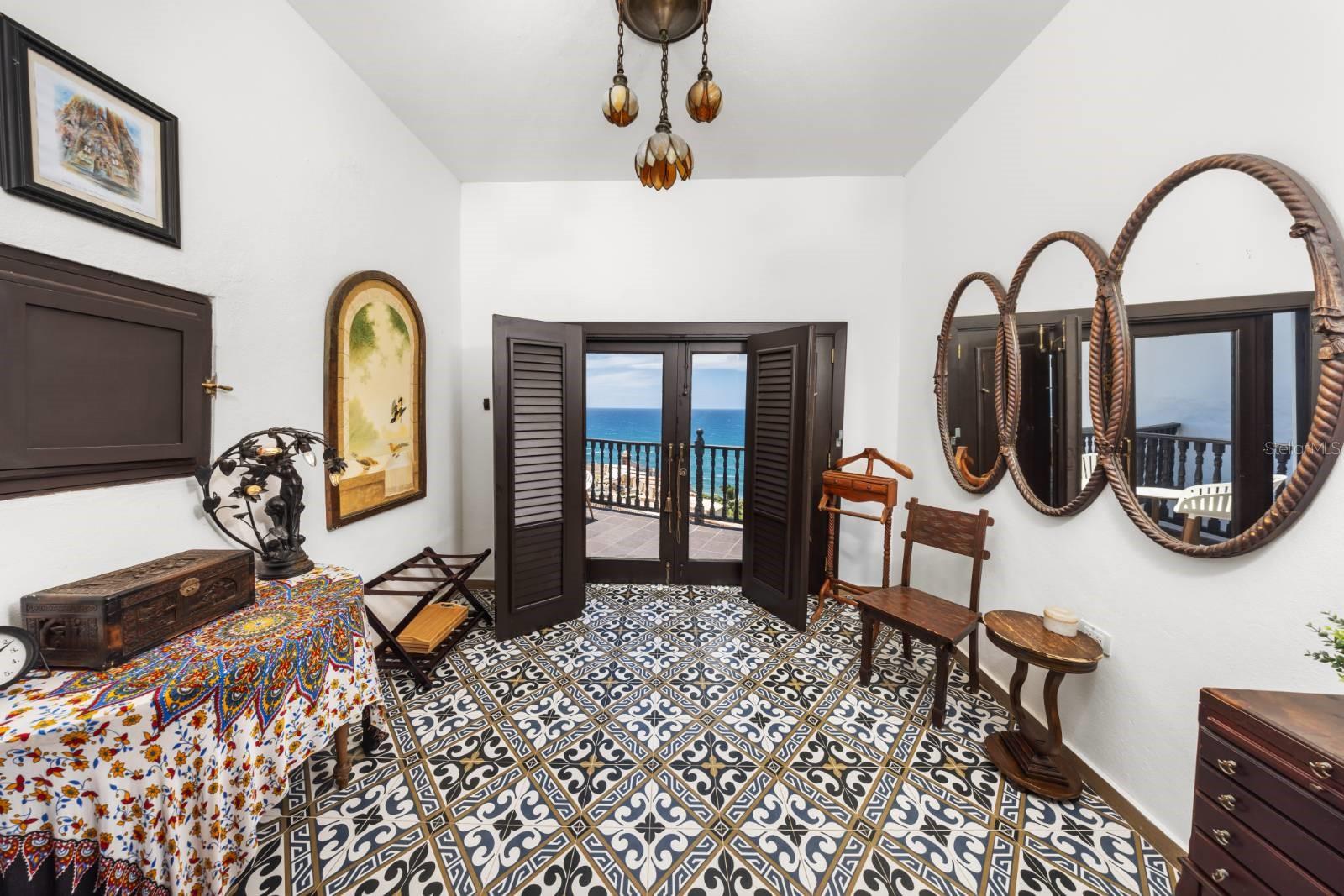 OLD SAN JUAN - Residential