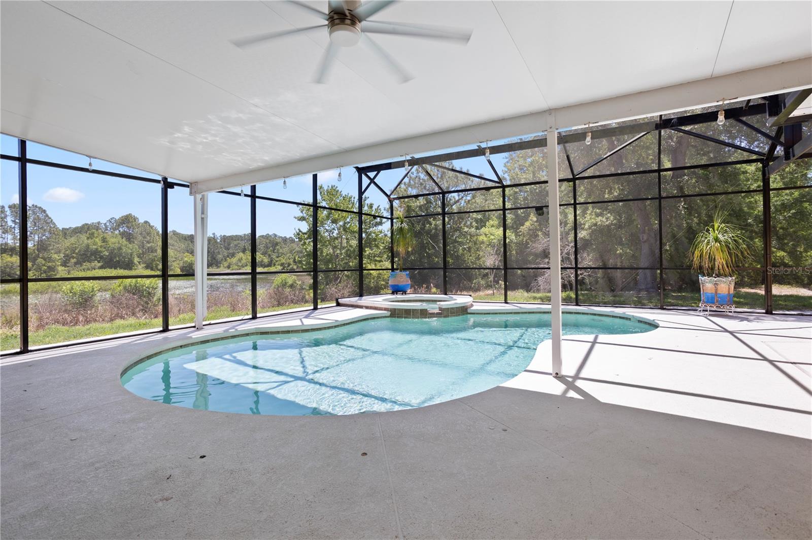 GRAND RESERVE - Residential