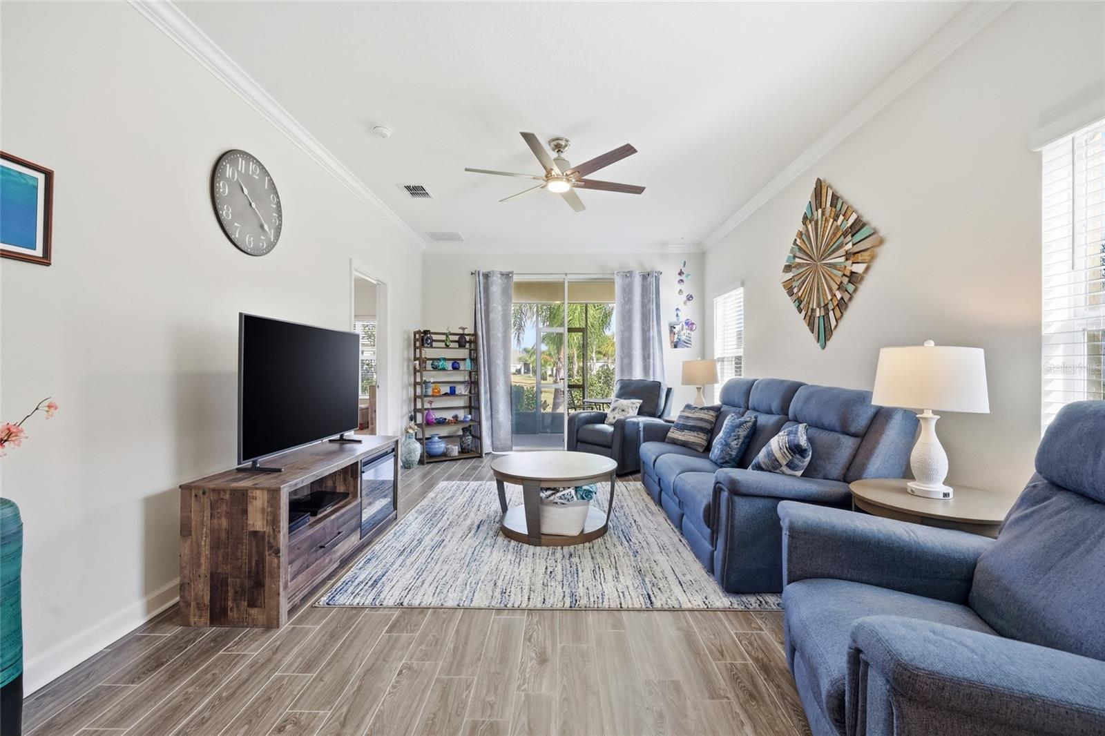 TRADITIONS VILLAS - Residential