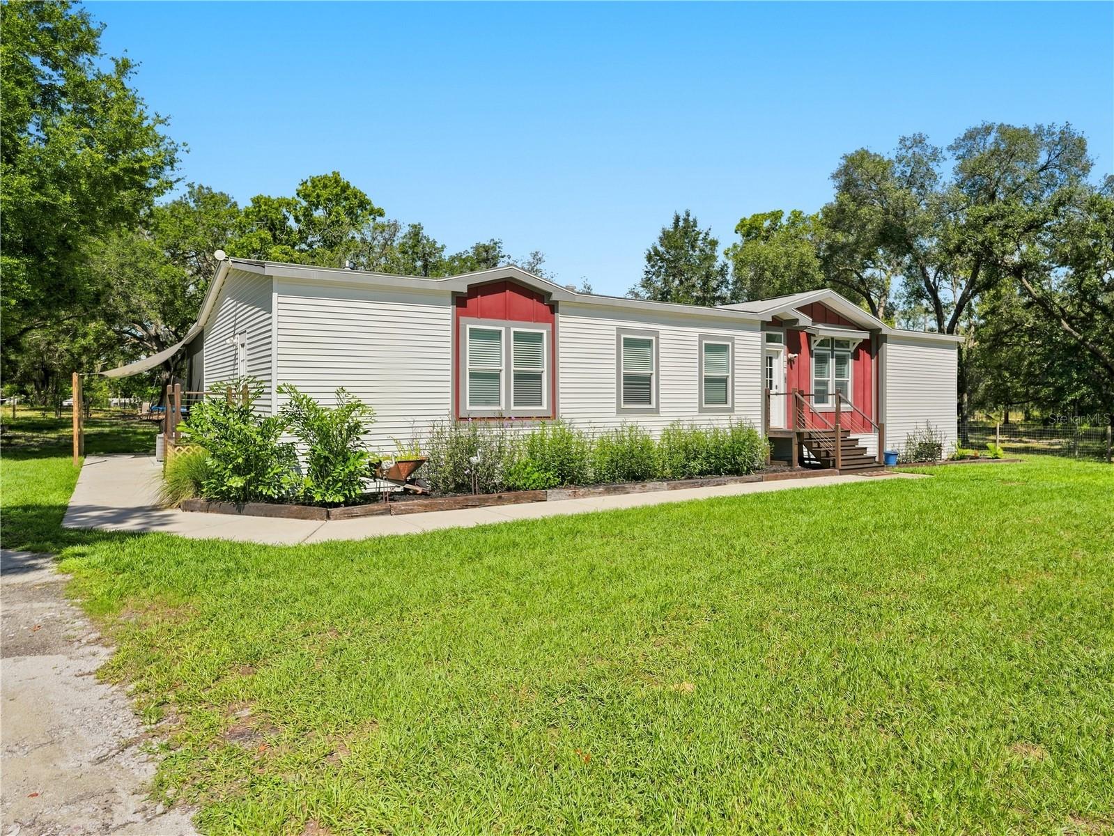 341 SUNCOAST BOULEVARD