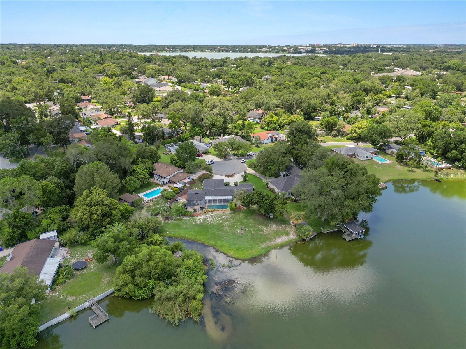 LAKE BENTLEY - Residential