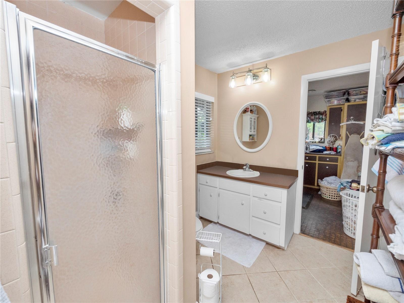 LAKE BENTLEY - Residential