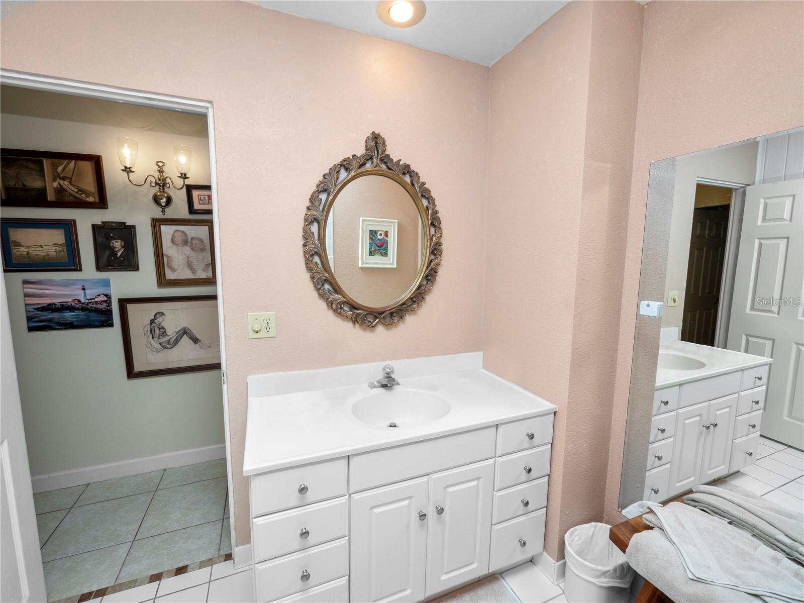 LAKE BENTLEY - Residential