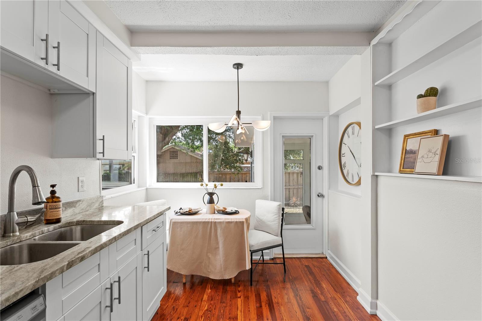 CRESENT LAKE GARDENS - Residential