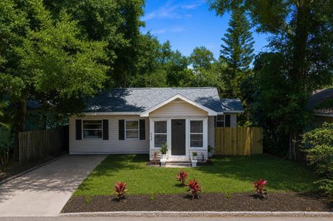 Photo of 1175 Highland Court N, St Petersburg, FL 33701 (MLS # TB8506460)