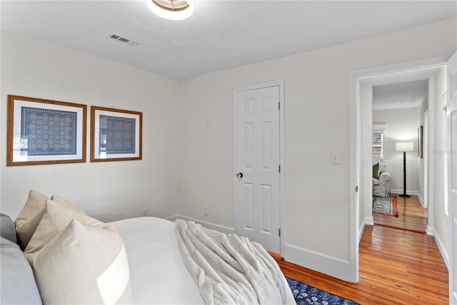 CRESENT LAKE GARDENS - Residential