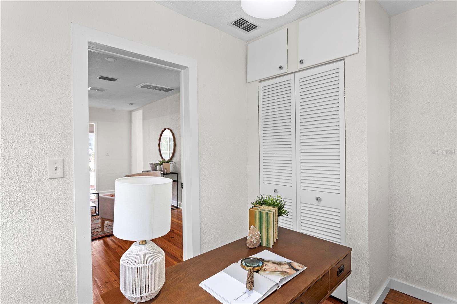 CRESENT LAKE GARDENS - Residential