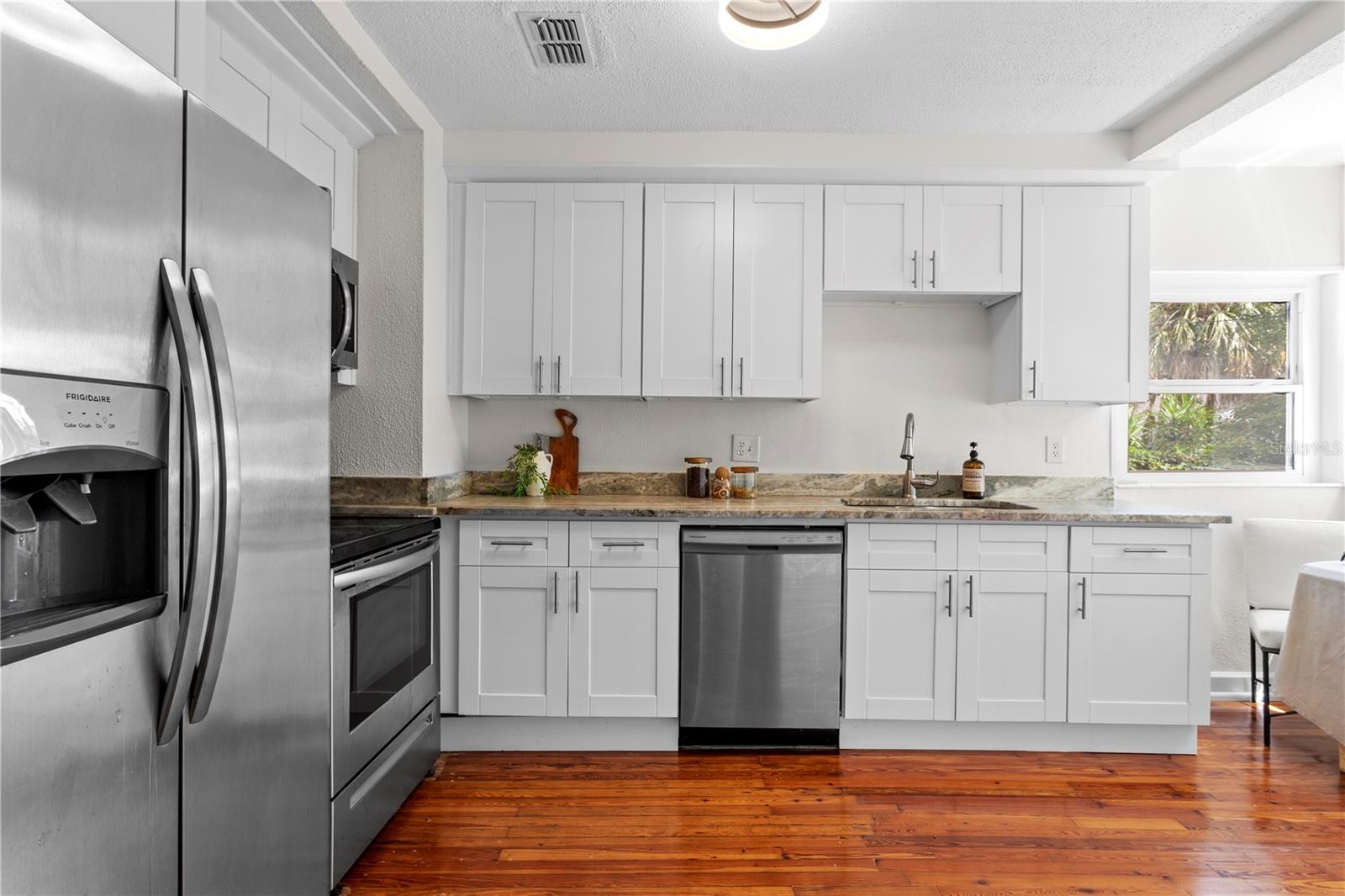 CRESENT LAKE GARDENS - Residential