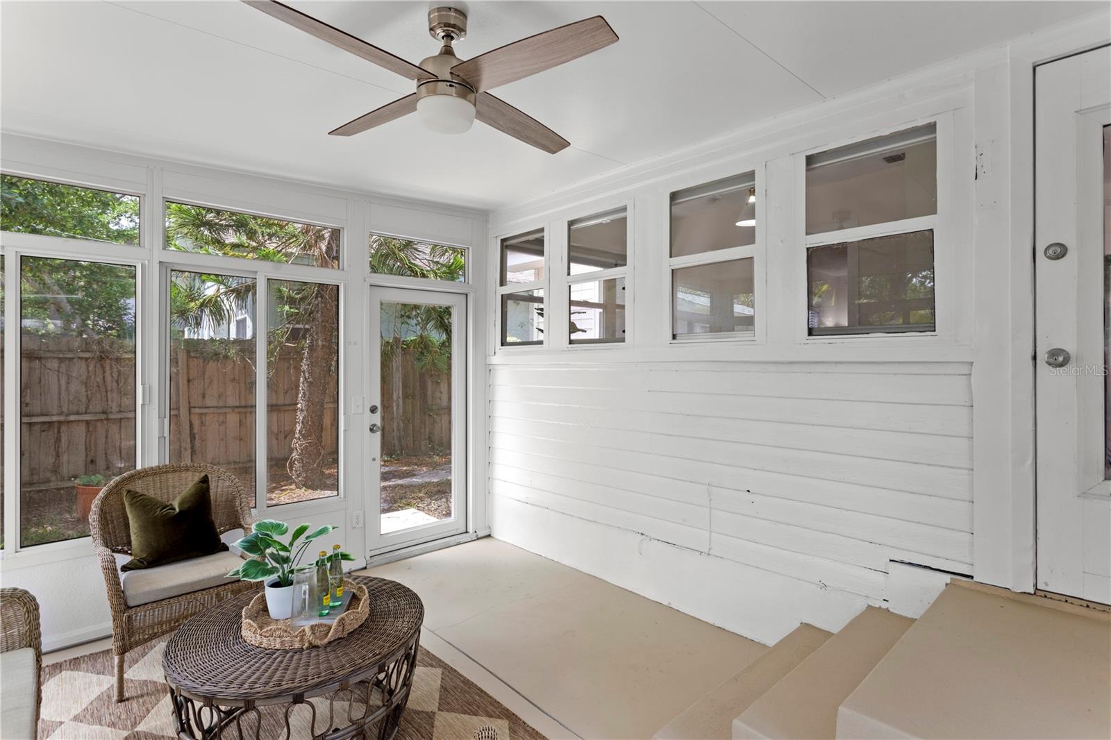 CRESENT LAKE GARDENS - Residential