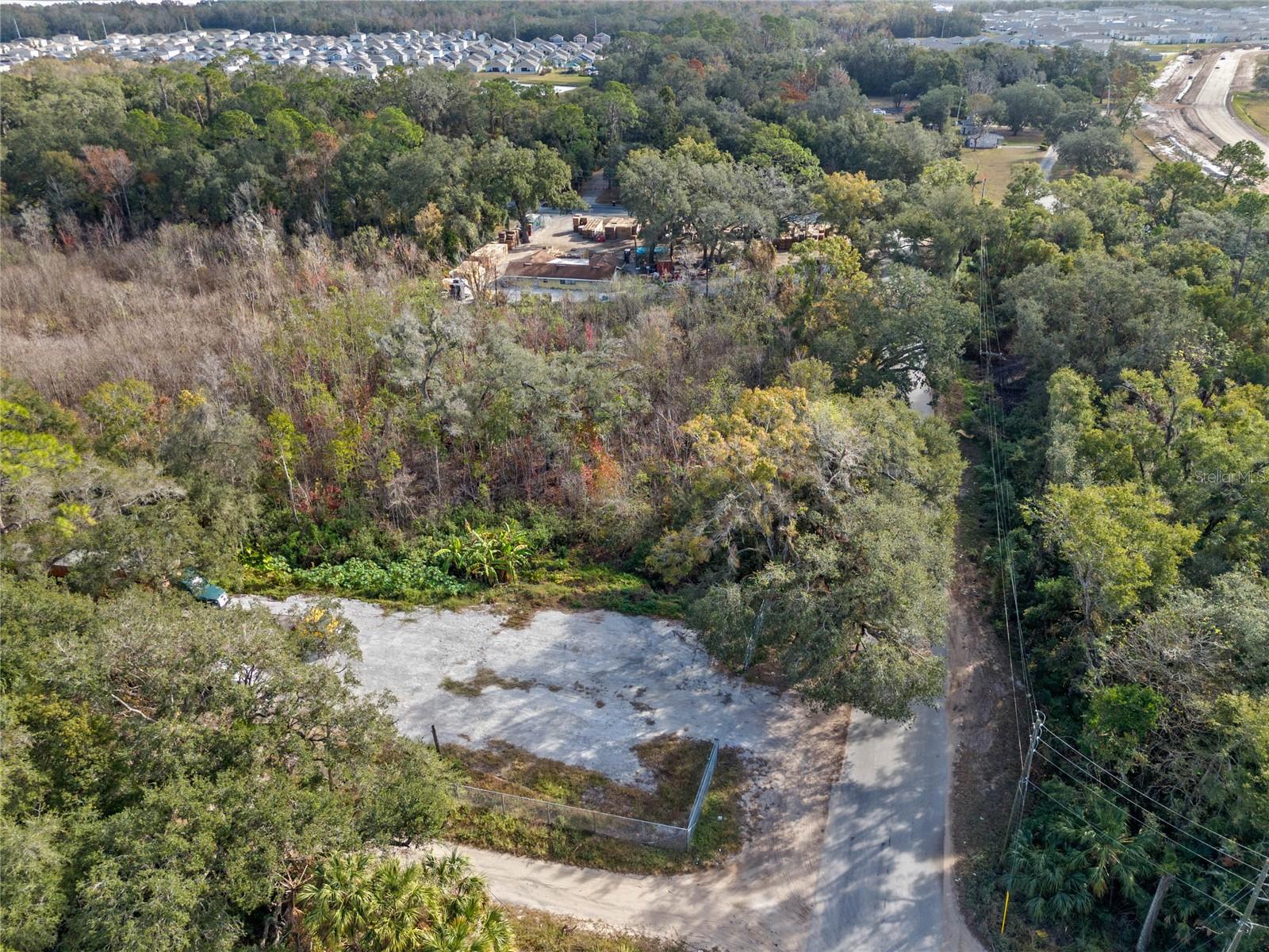 DAVENPORT TERMINALS REP - Land