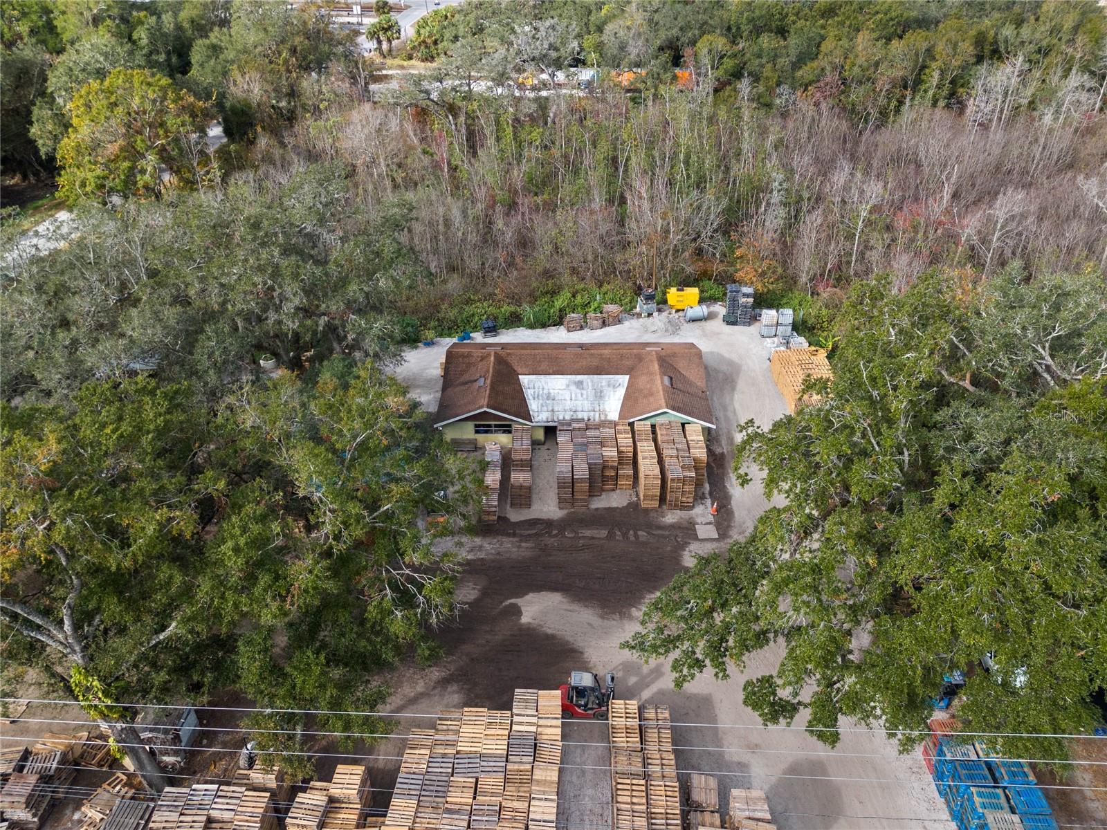 DAVENPORT TERMINALS REP - Land