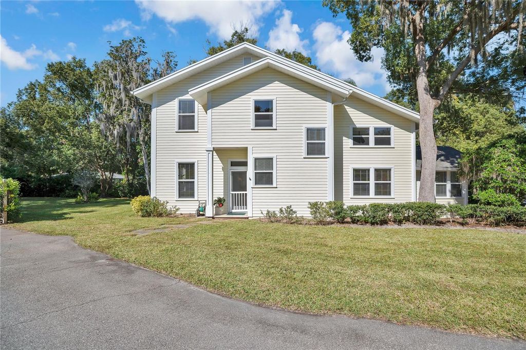 Photo of 416 Magnolia Street, Windermere, FL 34786 (MLS # O6362356)