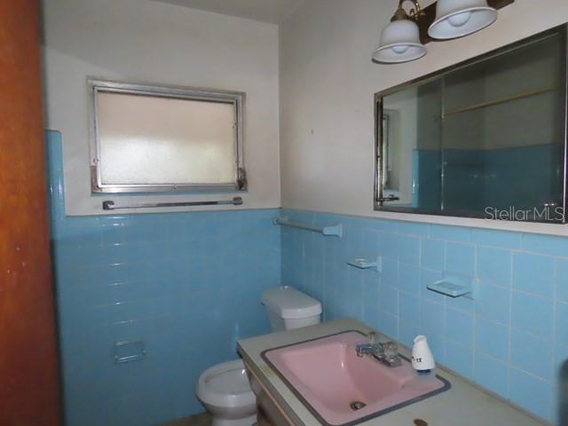 BAY PINES ESTATES - Residential