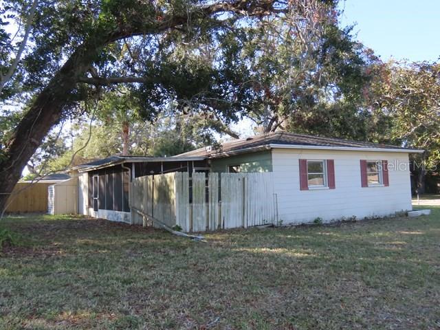 BAY PINES ESTATES - Residential