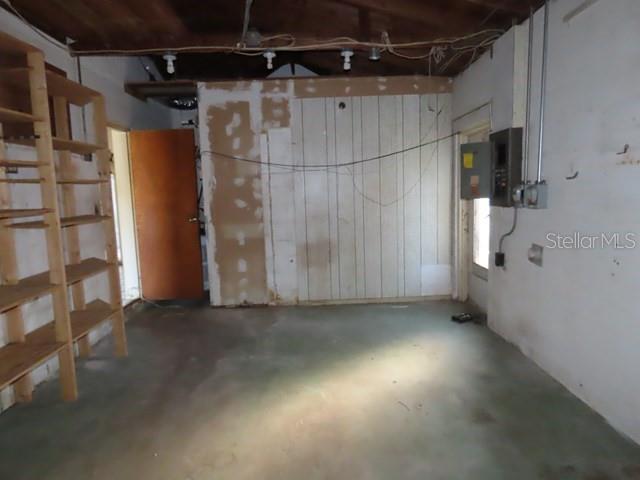 BAY PINES ESTATES - Residential