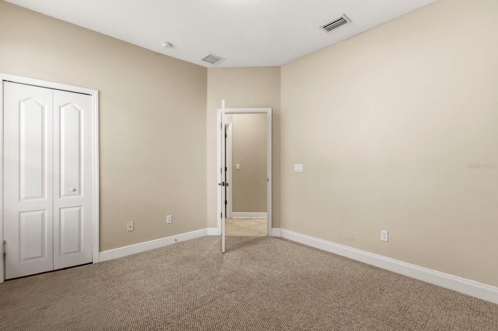 BRENTWOOD CLUB - Residential