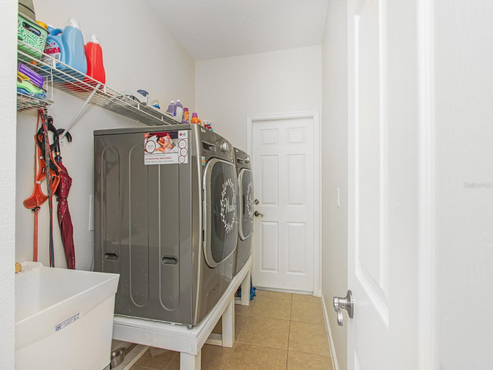 NORTH POINT PH 1B - Residential