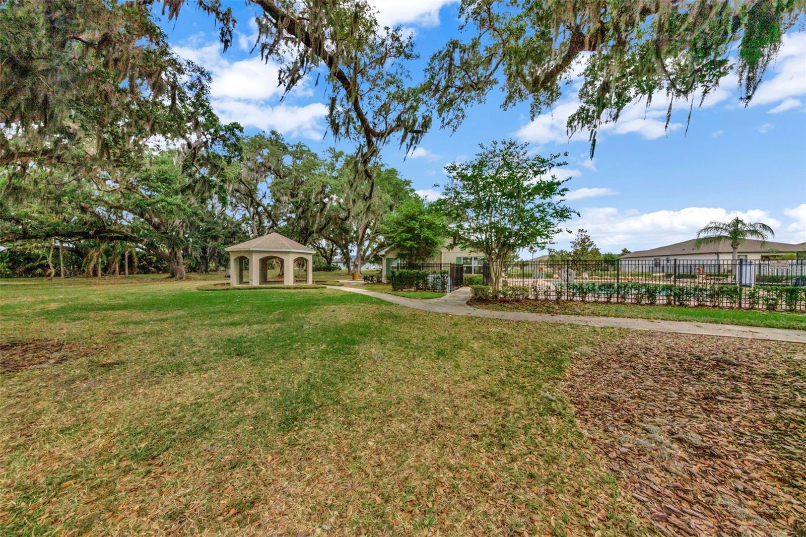 NORTH POINT PH 1B - Residential