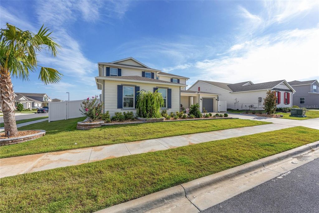 Photo of 7208 SW 65th Place Road, Ocala, FL 34474 (MLS # OM717133)