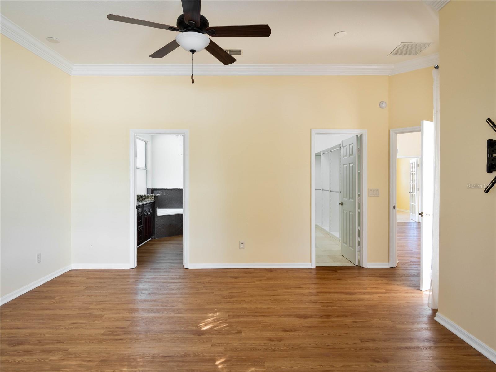 LINKS OF STONECREST UNIT 3 - Residential