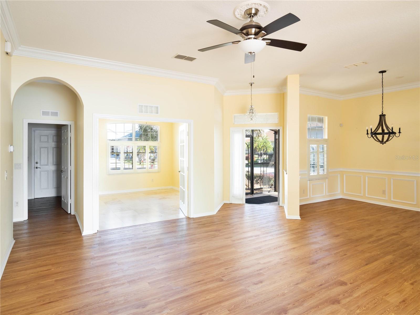 LINKS OF STONECREST UNIT 3 - Residential